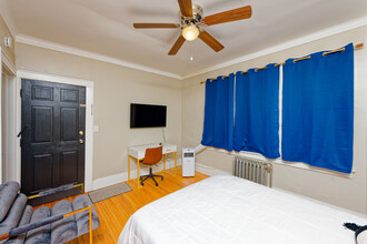 145 S. Fitzhugh in Rochester, NY - Building Photo - Interior Photo