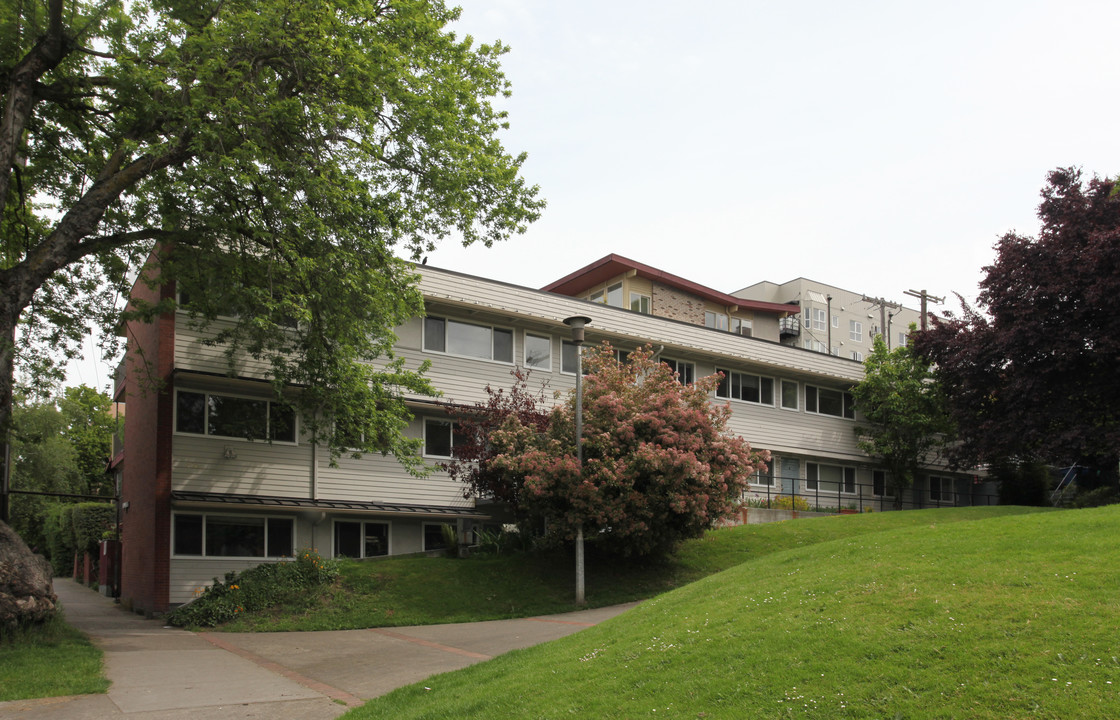 The Sennett Apartments in Seattle, WA - Foto de edificio