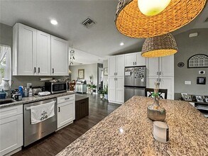 1380 9th Ave in DeLand, FL - Building Photo - Building Photo