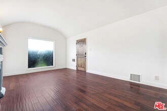 2315 Cochran Ave in Los Angeles, CA - Building Photo - Building Photo