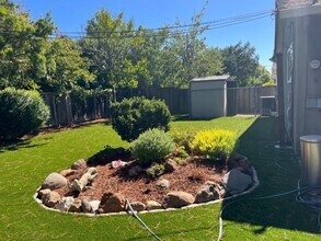 1118 Scotland Dr. in Cupertino, CA - Building Photo - Building Photo