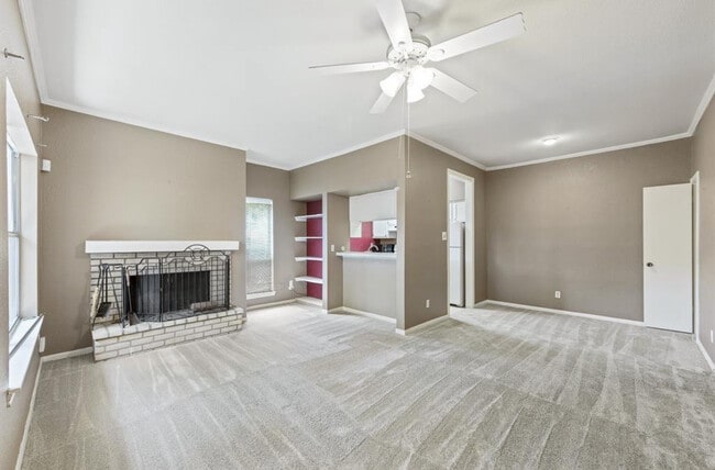 726 Bering Dr, Unit # L in Houston, TX - Building Photo - Building Photo