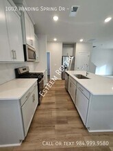 1002 Winding Spg Dr in Mebane, NC - Building Photo - Building Photo