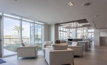 2000 Hughes Landing Blvd in The Woodlands, TX - Building Photo - Building Photo