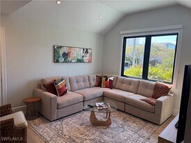 787 4th Ave S in Naples, FL - Building Photo