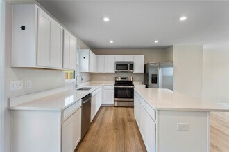 257 Utica Bnd Ct in Seneca, SC - Building Photo - Building Photo
