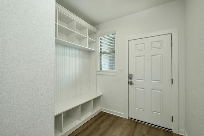 436 Bristlecone Bend in Liberty Hill, TX - Building Photo - Building Photo