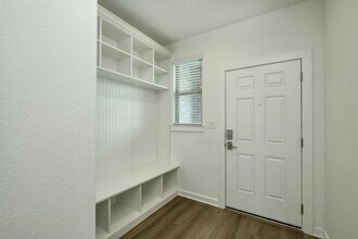 436 Bristlecone Bend in Liberty Hill, TX - Building Photo - Building Photo