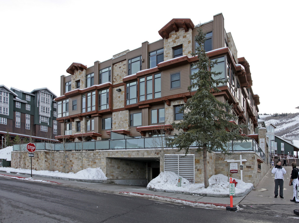 1335 Lowell Ave in Park City, UT - Building Photo