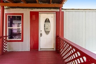 13173 S Lee Shore Dr in Willis, TX - Building Photo - Building Photo