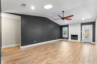 1104 Durham Dr in Austin, TX - Building Photo - Building Photo