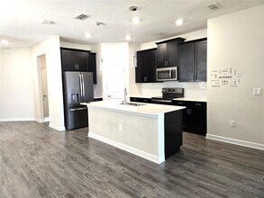 4543 Storytelling Way in Kissimmee, FL - Building Photo - Building Photo