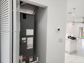 218 SW 1st Ave in Dania Beach, FL - Building Photo - Building Photo