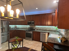 2834 Stonegate Dr in West Sacramento, CA - Building Photo - Building Photo