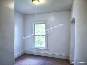 1005 Highland Ave in New Castle, PA - Building Photo - Building Photo