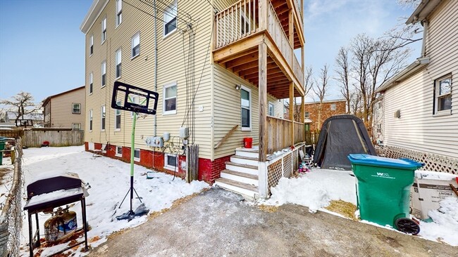 property at 32A Nelson St