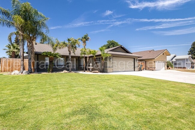 520 Windcove Pl in Bakersfield, CA - Building Photo - Building Photo