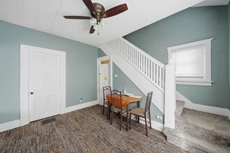 412 W 4th St in Sterling, IL - Building Photo - Building Photo