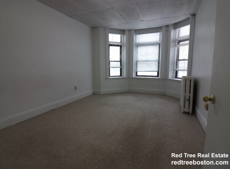 411 Huntington Ave, Unit 6 in Boston, MA - Building Photo