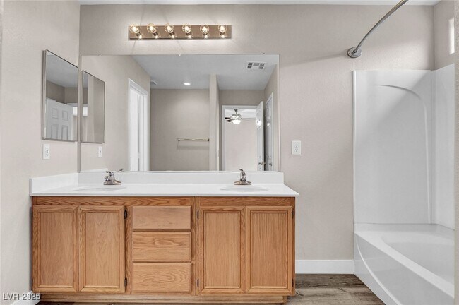 property at 4857 Eureka Diamond Ct
