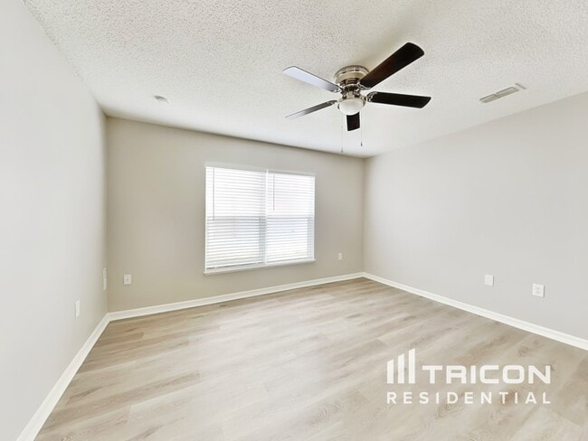 1083 Ronlin St in Haines City, FL - Building Photo - Building Photo