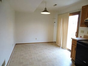 219 N Market St, Unit 106 in Elizabethtown, PA - Building Photo - Building Photo