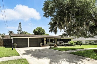 100 W New Hampshire St in Orlando, FL - Building Photo - Building Photo