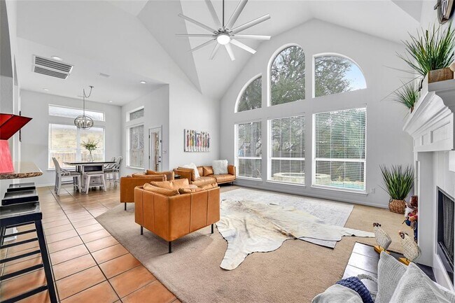 property at 2505 Lovett Ln