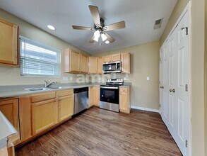 5709 Clemens Dr in Loveland, OH - Building Photo - Building Photo