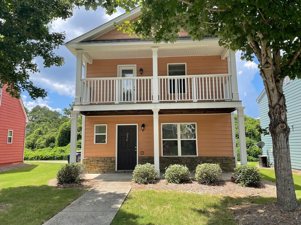 236 Fern Ridge Ct in Athens, GA - Building Photo