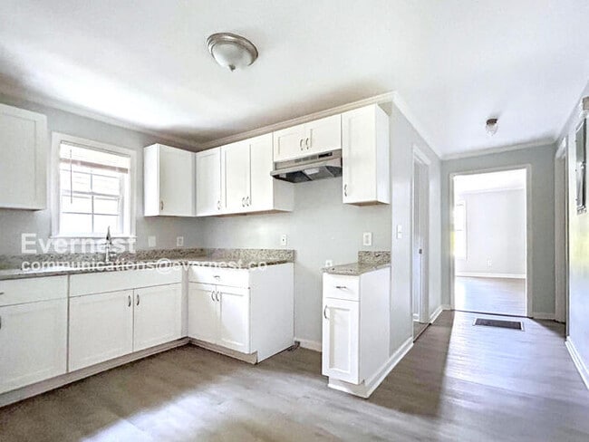 747 Gary Rd NW in Atlanta, GA - Building Photo - Building Photo