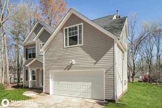 1504 Fallen Tree Ct in Charlotte, NC - Building Photo - Building Photo