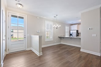 728 Southpointe Commons Loop in Oxford, MS - Foto de edificio - Building Photo