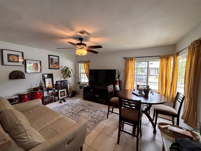 1200 W Las Olas Blvd in Fort Lauderdale, FL - Building Photo - Building Photo