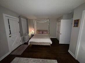 139 W Russell St in Barrington, IL - Building Photo - Building Photo