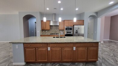 4639 White Head Ct in Las Vegas, NV - Building Photo - Building Photo