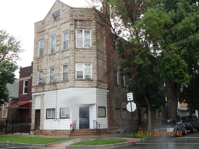 3559 S Winchester Ave in Chicago, IL - Building Photo