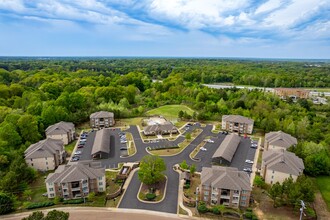 The Villages of Campbell Oaks in Jackson, TN - Building Photo - Building Photo