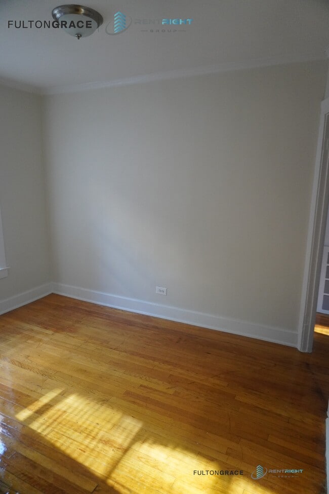 1700-1710 W Albion, Unit 1706-1W in Chicago, IL - Building Photo - Building Photo