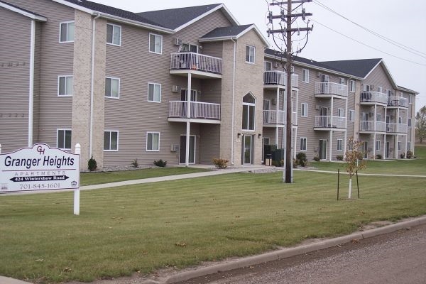 Granger Heights Apartments in Valley City, ND - Building Photo