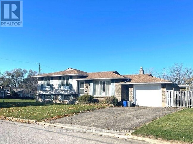 property at 1 Donlon Cir