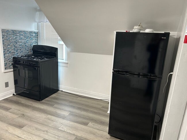property at 1201 S Cedar Ave