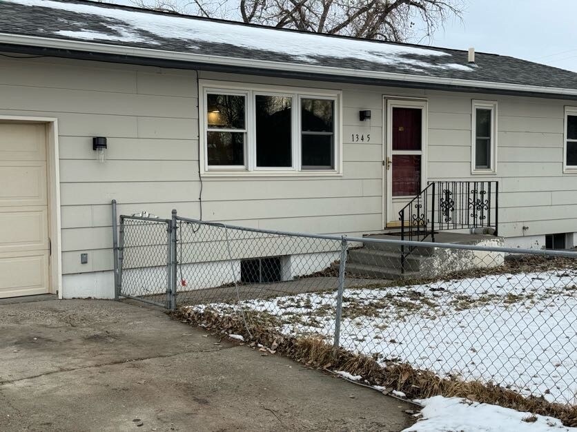 1345 Lockview St in Billings, MT - Foto de edificio