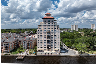 Park Lane Apartments in Jacksonville, FL - Building Photo - Building Photo