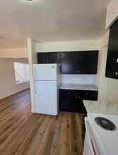 4264 N Bengston Ave, Unit 101 in Fresno, CA - Foto de edificio - Building Photo