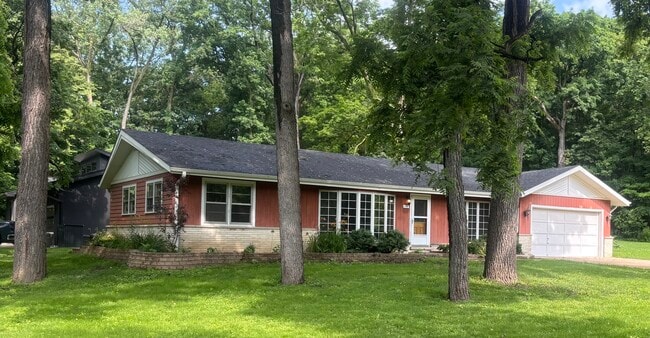 property at 144 N Maple Ave