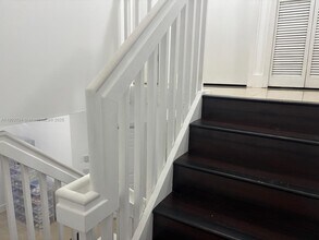 11411 NW 60th St in Doral, FL - Building Photo - Building Photo