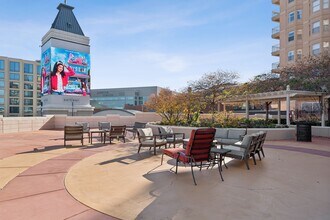 5 S 500 W in Salt Lake City, UT - Building Photo - Building Photo