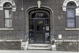 2710 Morris Ave in Bronx, NY - Foto de edificio - Building Photo