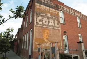 214 S 2nd St in Livingston, MT - Building Photo